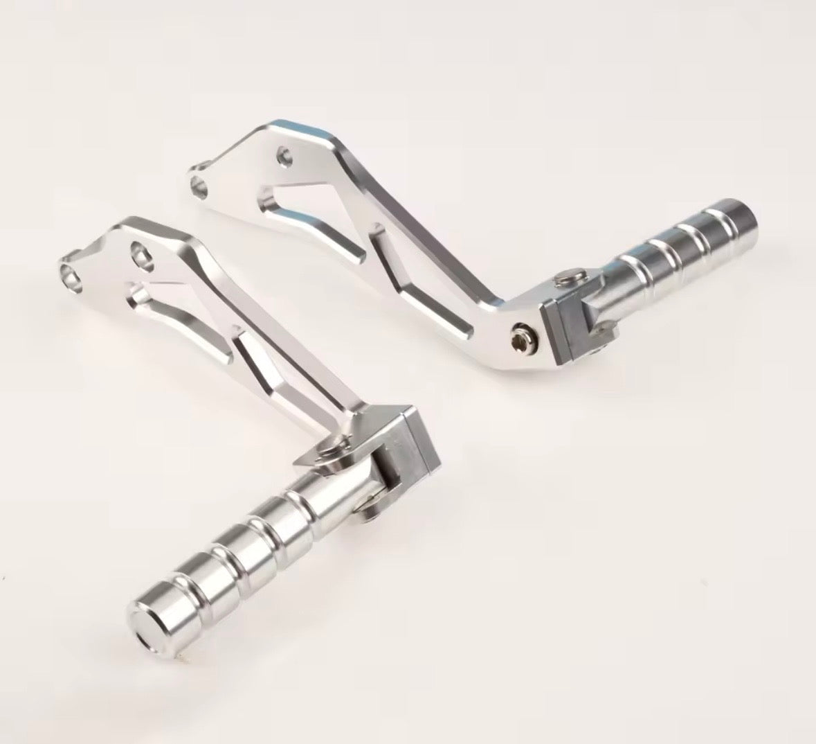 passenger foot pegs